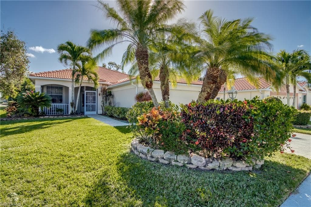 2260 Rio Nuevo DR NORTH FORT MYERS, FL 33917