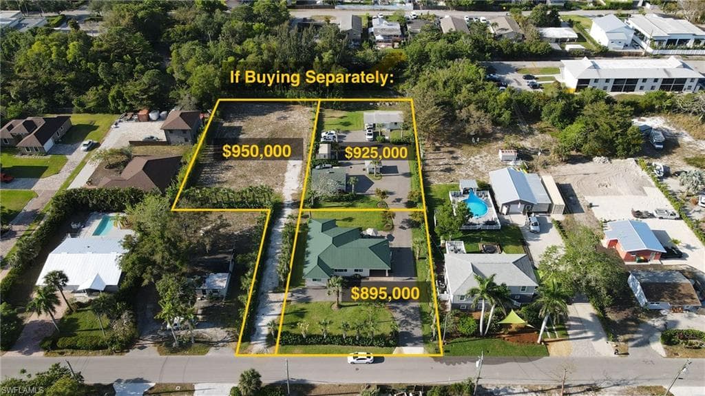 1308 Rosemary LN NAPLES, FL 34103