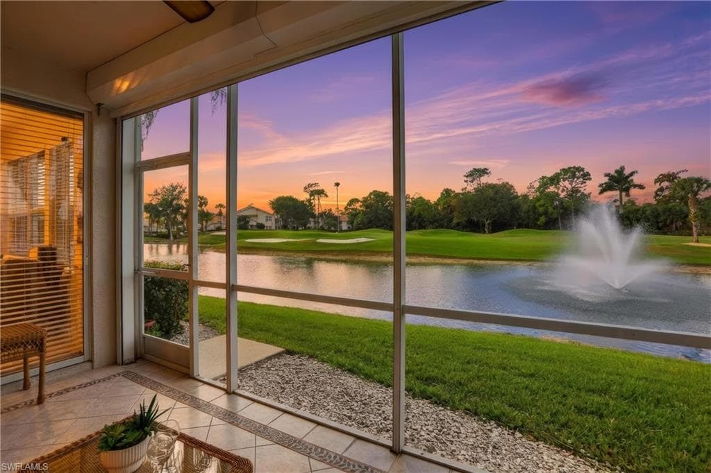 5685 Heron LN 304 NAPLES, FL 34110