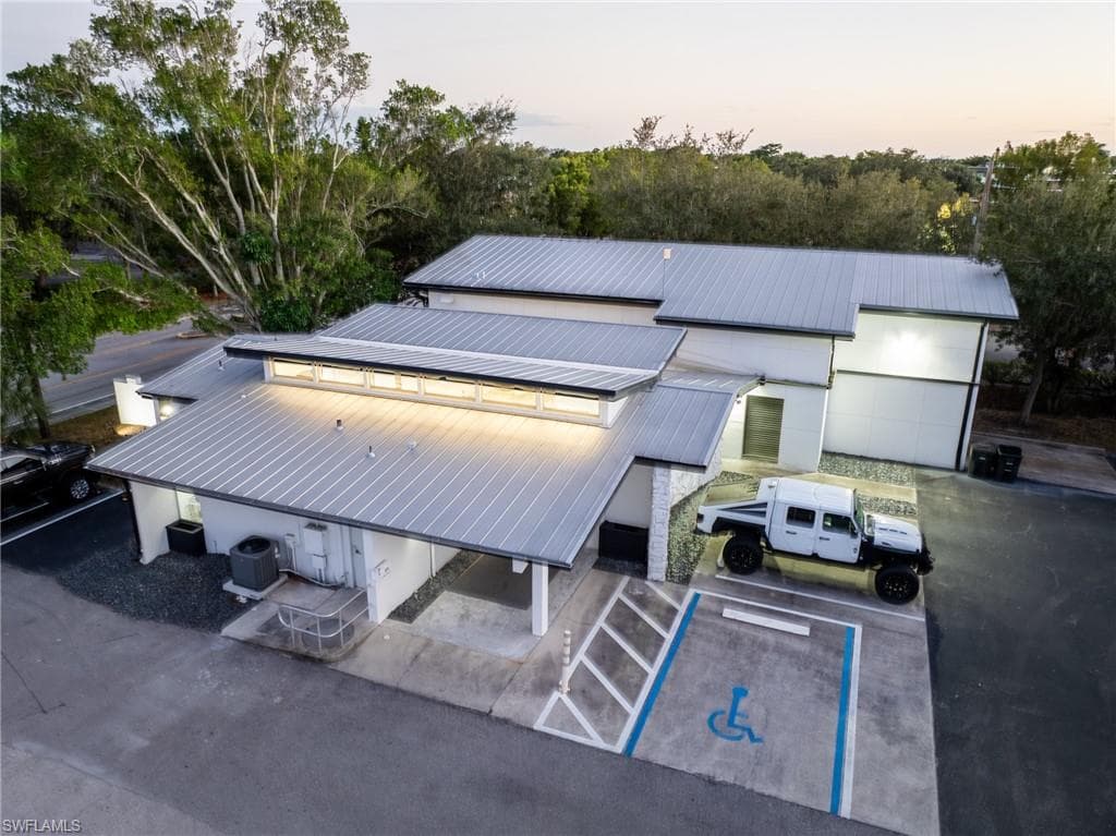 3616 Broadway PASS FORT MYERS, FL 33901
