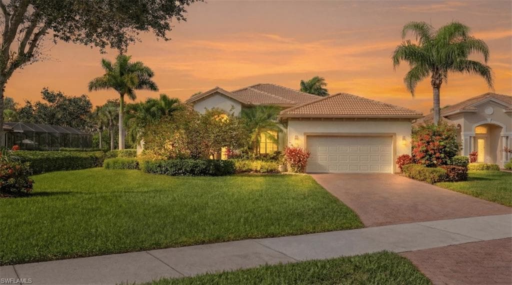 8948 Mustang Island CIR NAPLES, FL 34113