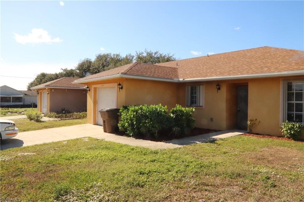 320 Harry AVE S LEHIGH ACRES, FL 33973