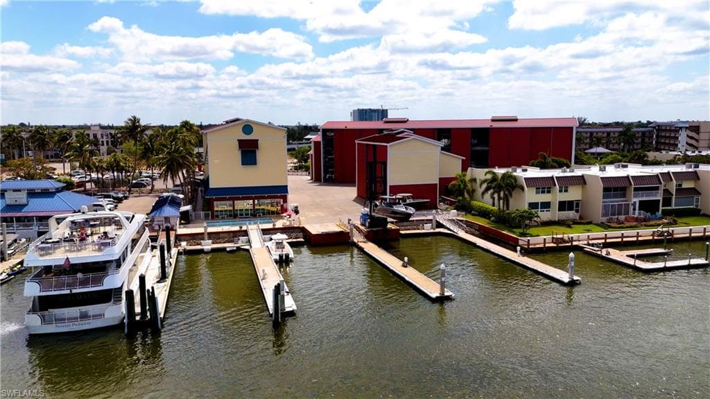 750 RIVER POINT UNIT B3-19 DR NAPLES, FL 34102