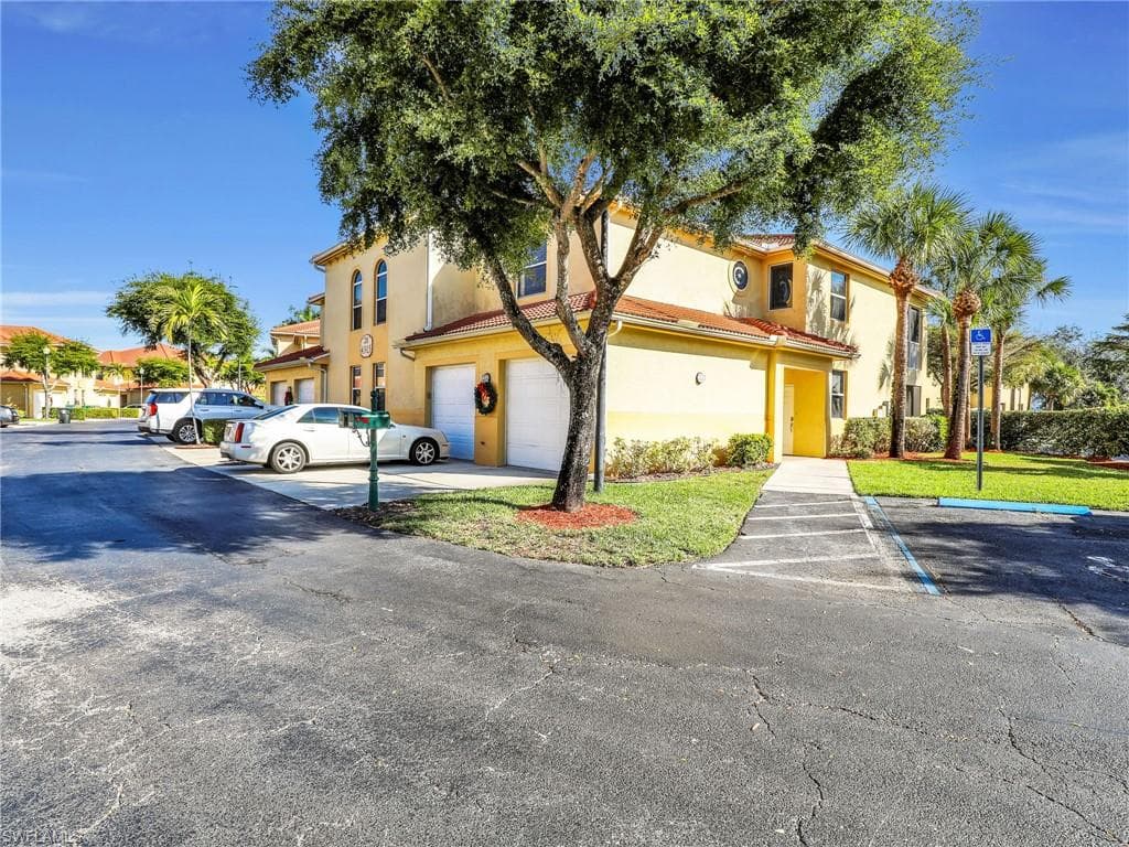 4315 Bellasol CIR 2822 FORT MYERS, FL 33916