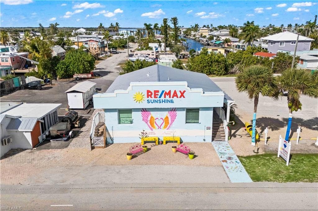 4574 Pine Island RD NW MATLACHA, FL 33993