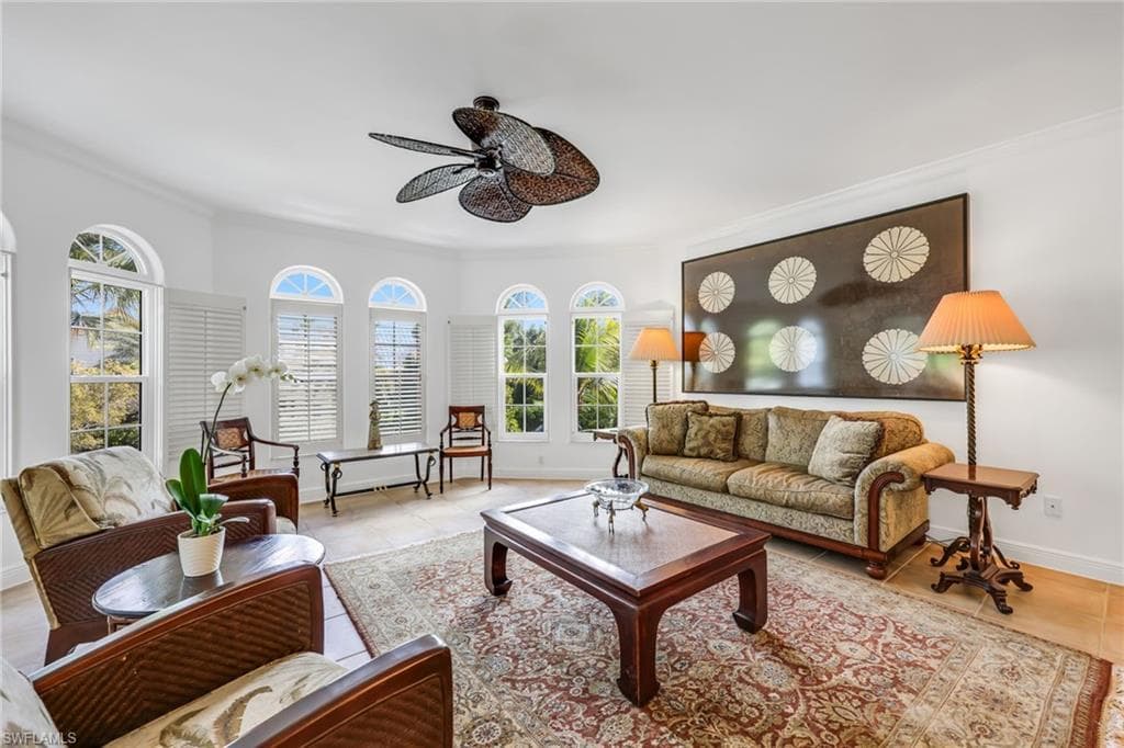 364 5th ST S 102 NAPLES, FL 34102