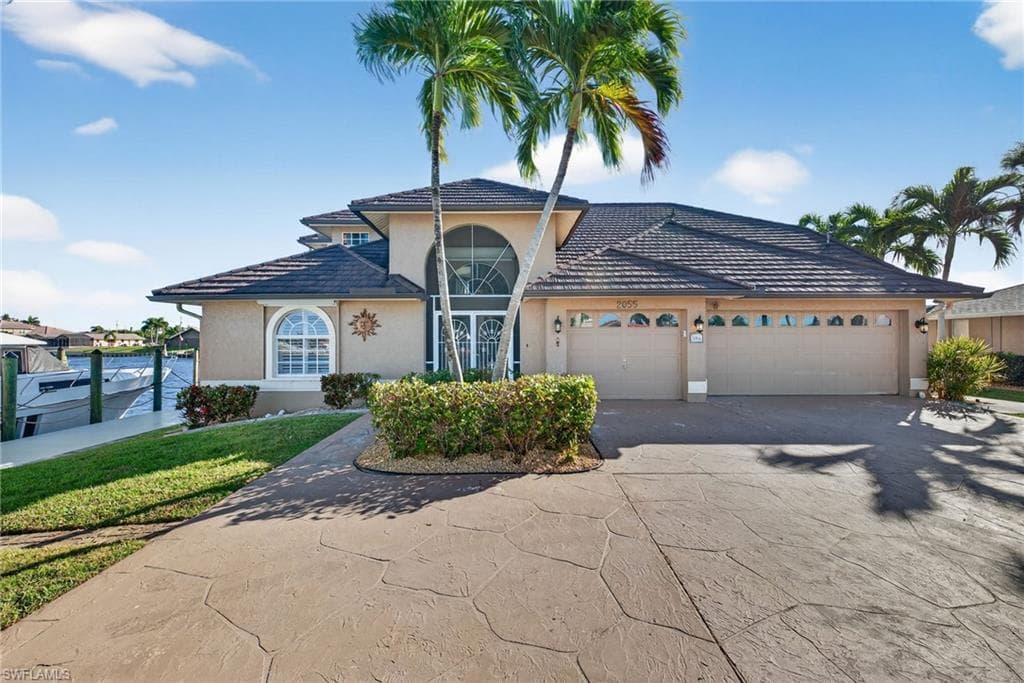 2055 SE 28th TER CAPE CORAL, FL 33904