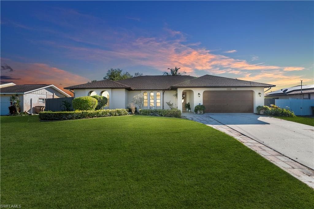1424 SE 12th ST CAPE CORAL, FL 33990