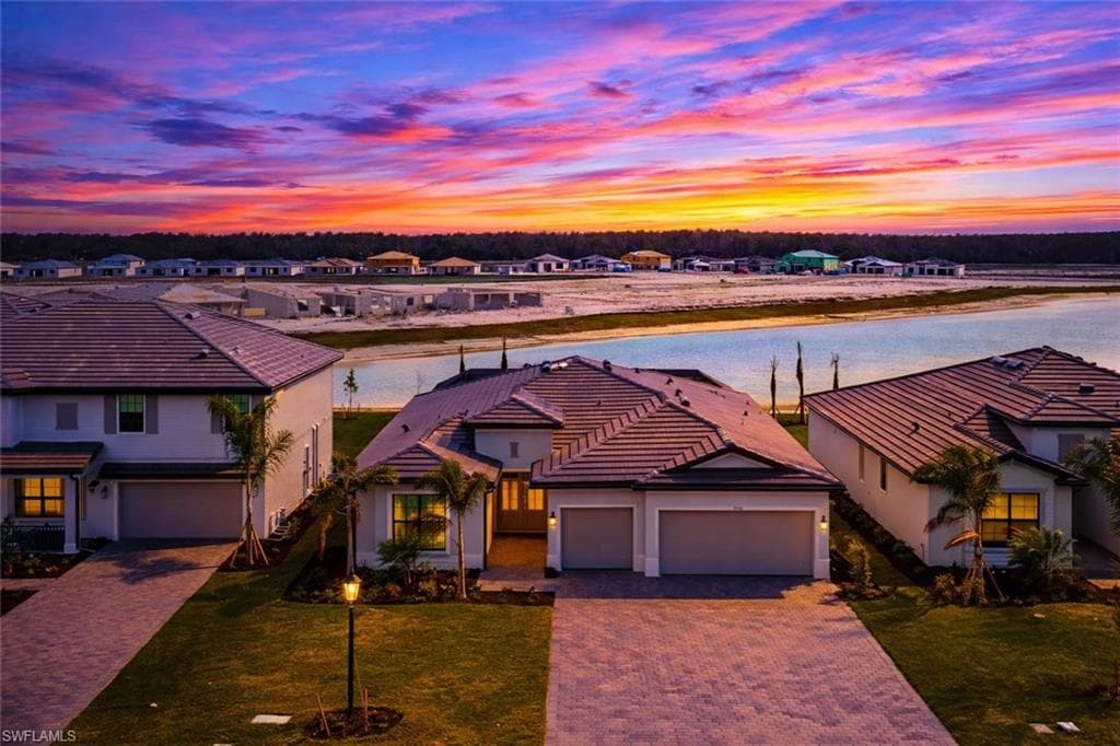 21086 Verawood LOOP ESTERO, FL 33928