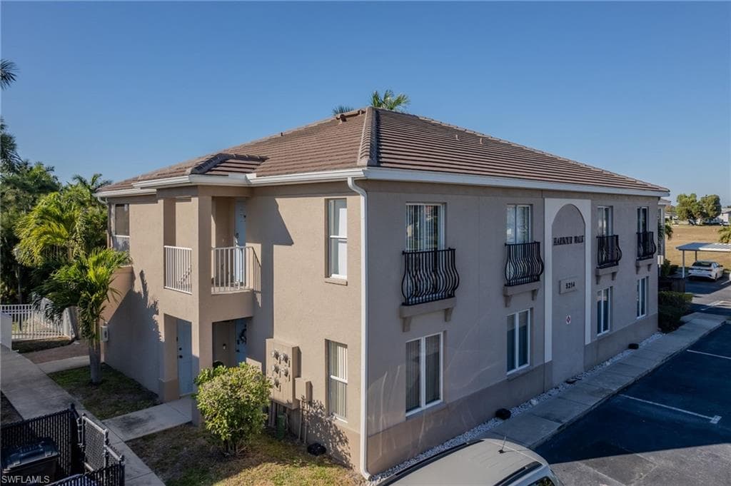 5214 Chiquita BLVD S 202B CAPE CORAL, FL 33914