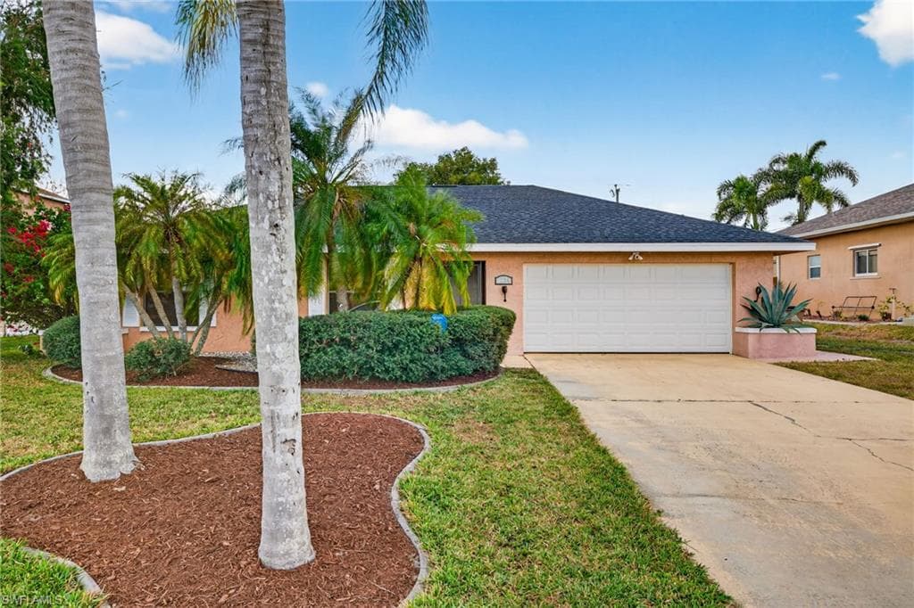 1224 NE 4th PL CAPE CORAL, FL 33909