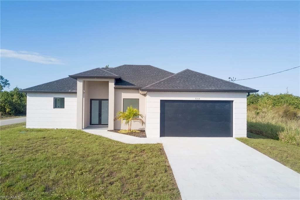 3318 30th ST SW LEHIGH ACRES, FL 33976