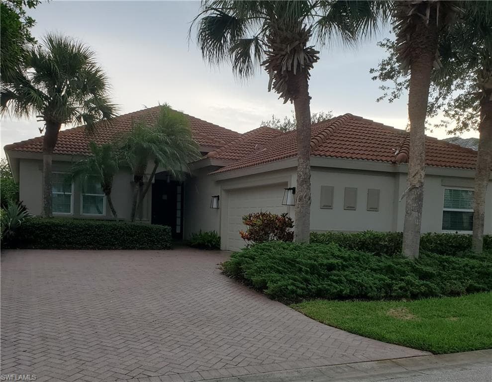 21880 Masters CIR ESTERO, FL 33928