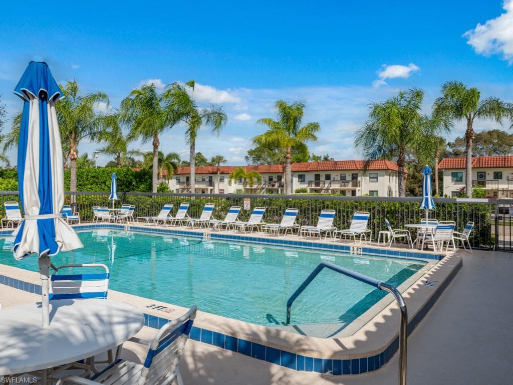 4245 27th CT SW 201 NAPLES, FL 34116
