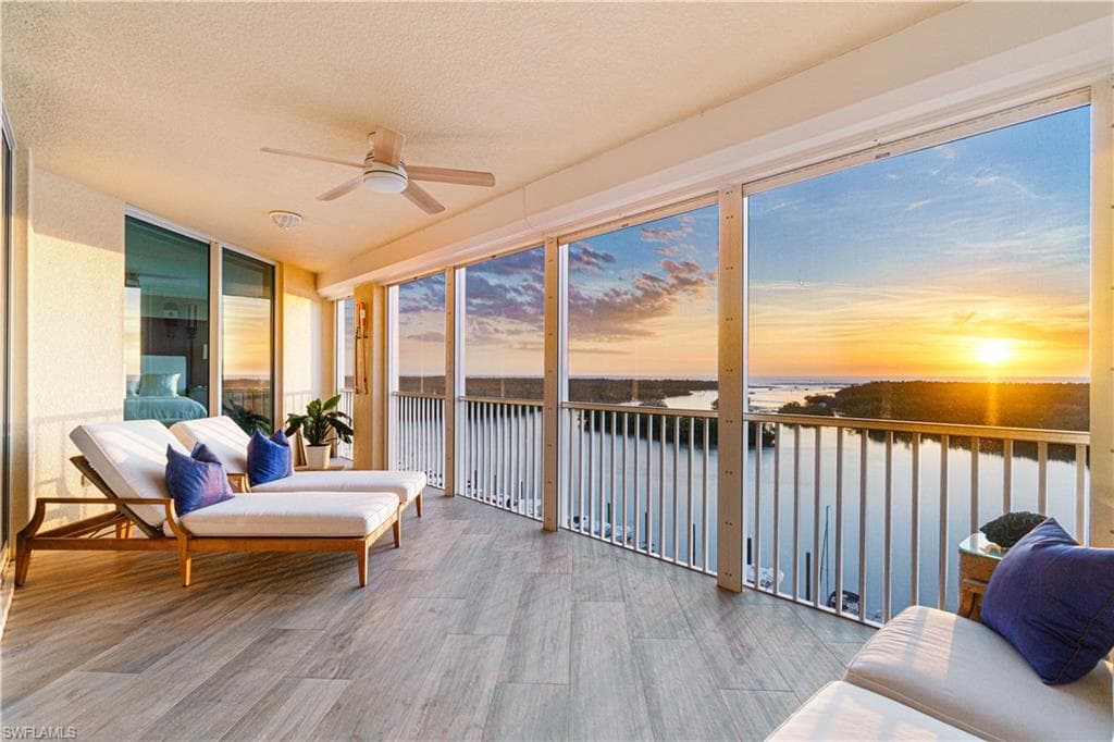 435 Dockside DR B702 NAPLES, FL 34110