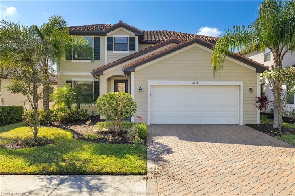 4260 Raffia Palm CIR NAPLES, FL 34119