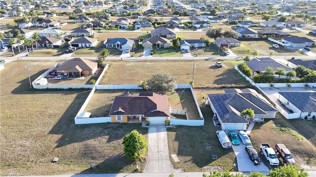 522 NW 21st TER CAPE CORAL, FL 33993