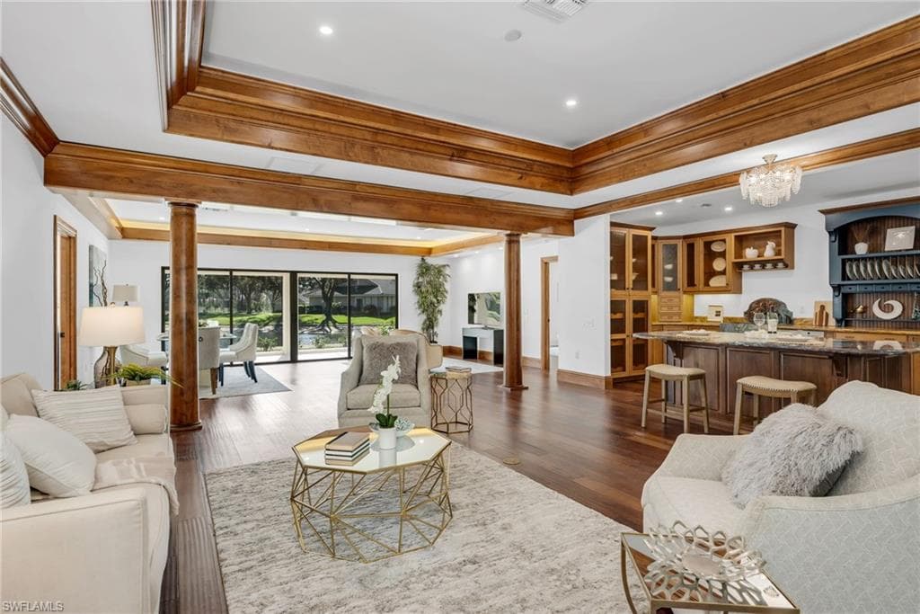 700 Arbor Lake DR 7-101 NAPLES, FL 34110