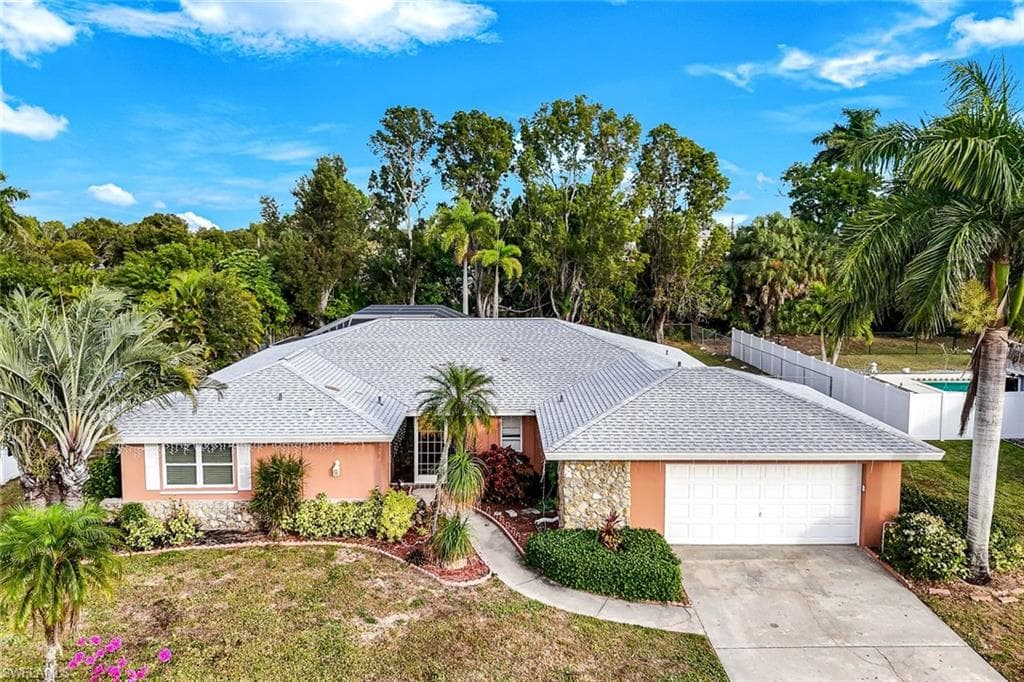5203 SELBY DR FORT MYERS, FL 33919