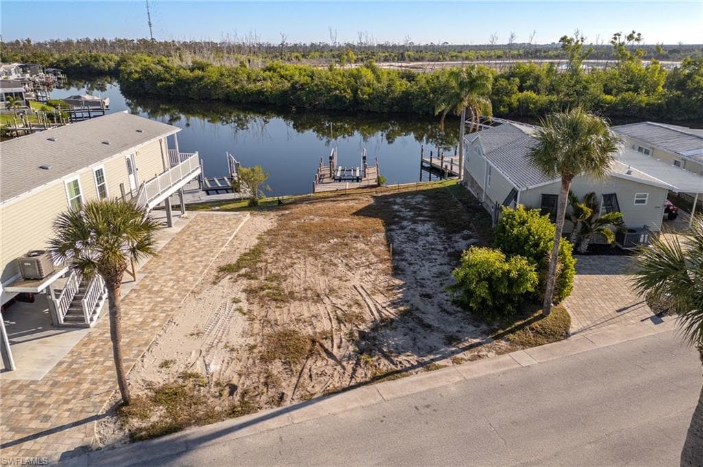 17781 Bryan CT FORT MYERS BEACH, FL 33931