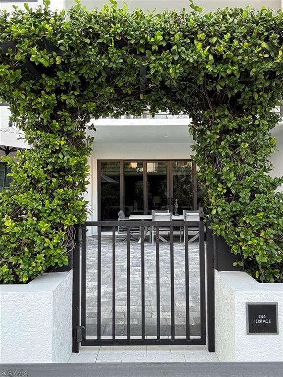 1115 Central Ave 244 NAPLES, FL 34102