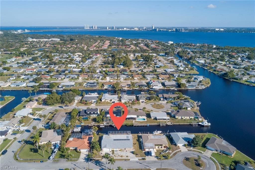 4556 Vinewood CIR NORTH FORT MYERS, FL 33903