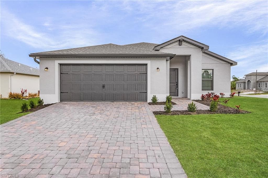827 Rue Labeau CIR FORT MYERS, FL 33913