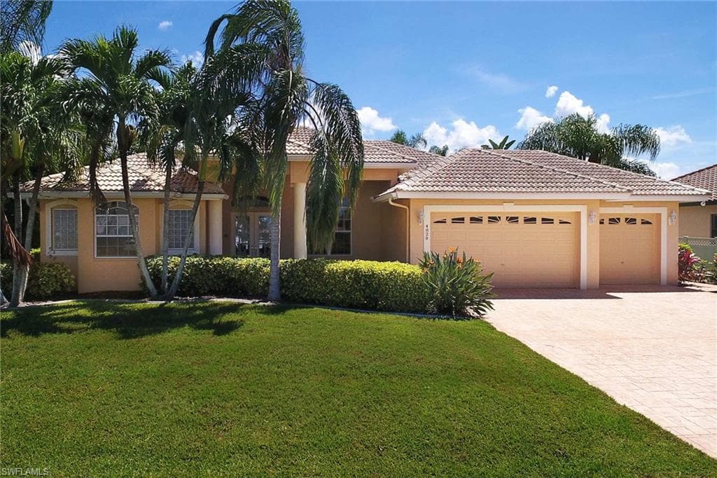 4829 SW 23rd AVE CAPE CORAL, FL 33914