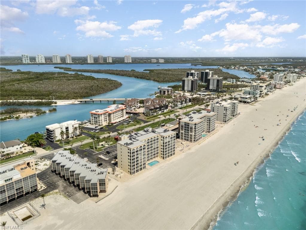 25900 Hickory BLVD 305 BONITA SPRINGS, FL 34134