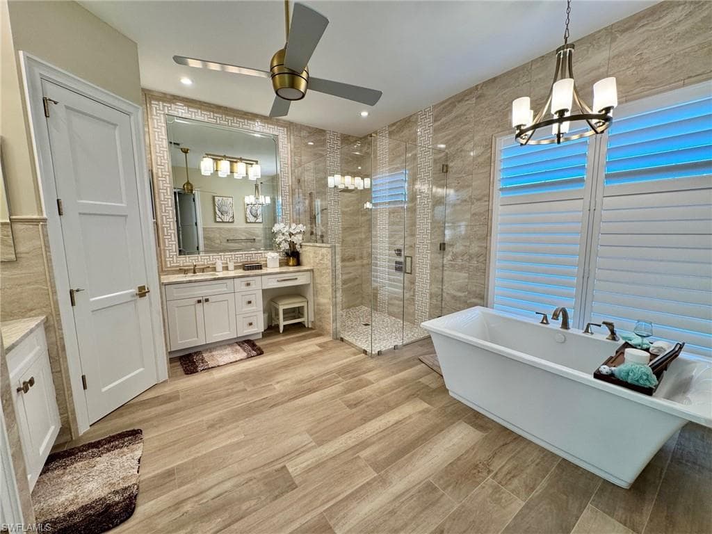 525 Taylor CT MARCO ISLAND, FL 34145