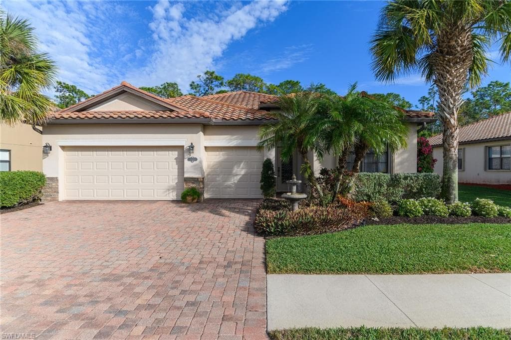 3907 Treasure Cove CIR NAPLES, FL 34114