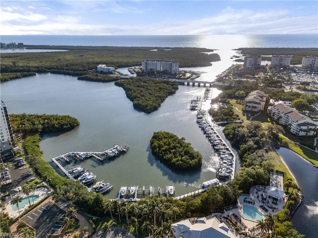 455 Cove Tower DR 1703 NAPLES, FL 34110