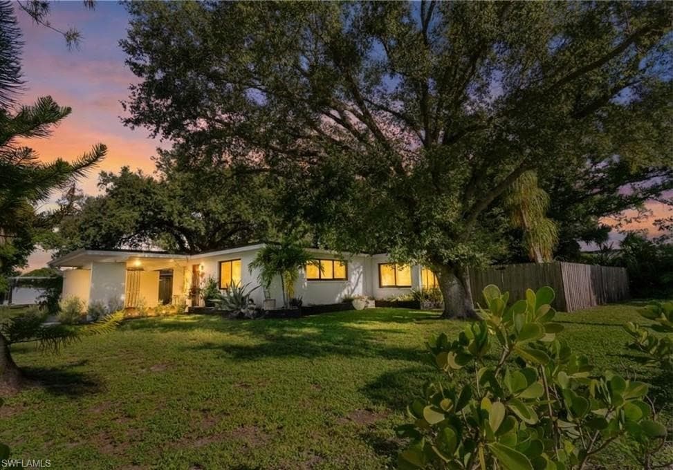 1373 Morningside DR FORT MYERS, FL 33901