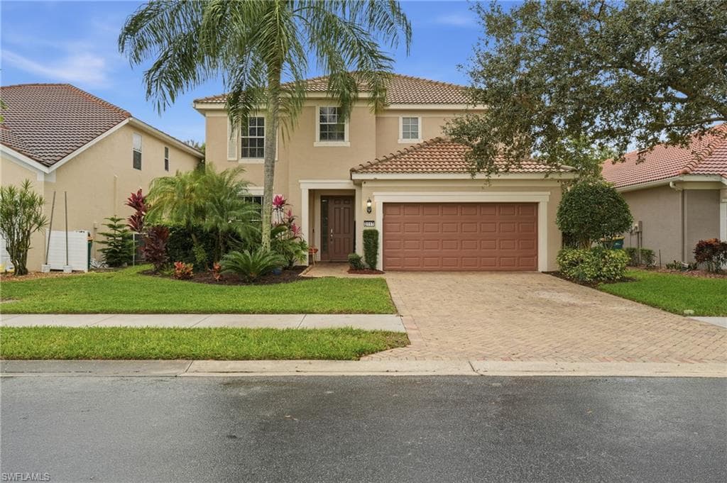 2117 Fairmont LN NAPLES, FL 34120