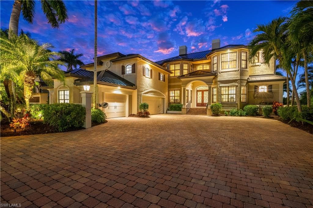 2840 Valencia WAY FORT MYERS, FL 33901