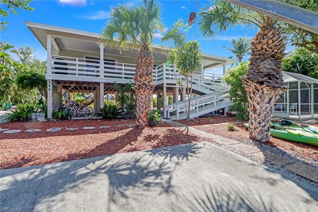 324 Waterleaf CT MARCO ISLAND, FL 34145
