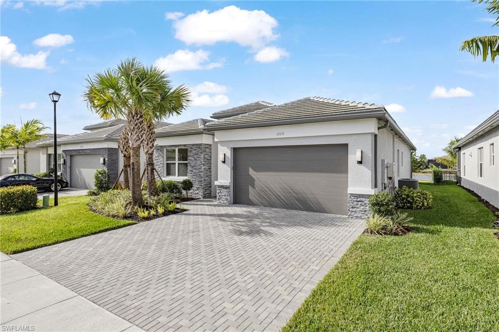 12418 Dahlia CT NAPLES, FL 34120