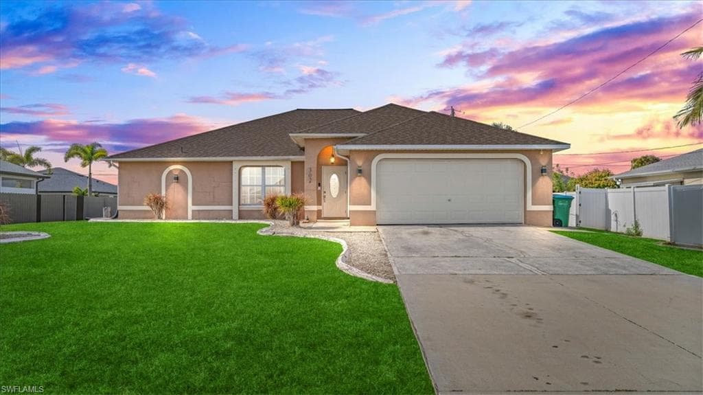302 NW 2nd AVE CAPE CORAL, FL 33993