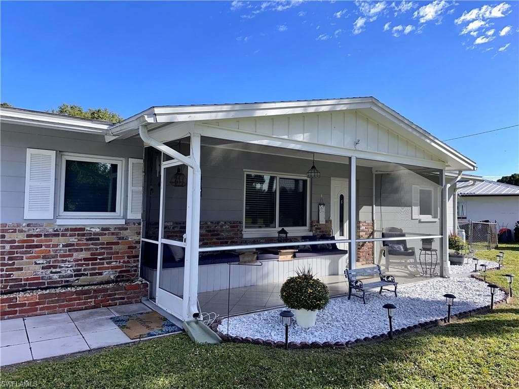 772 July CIR NORTH FORT MYERS, FL 33903