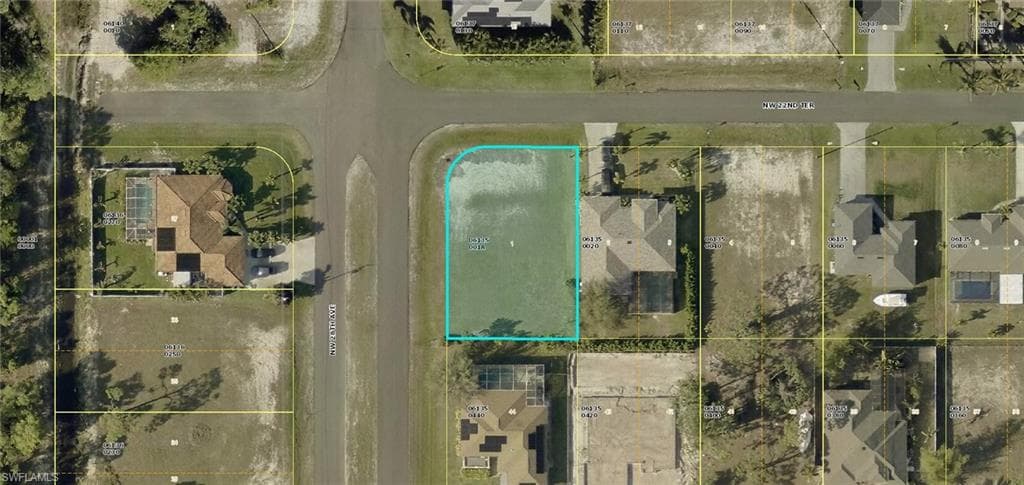 2730 NW 22nd TER CAPE CORAL, FL 33993