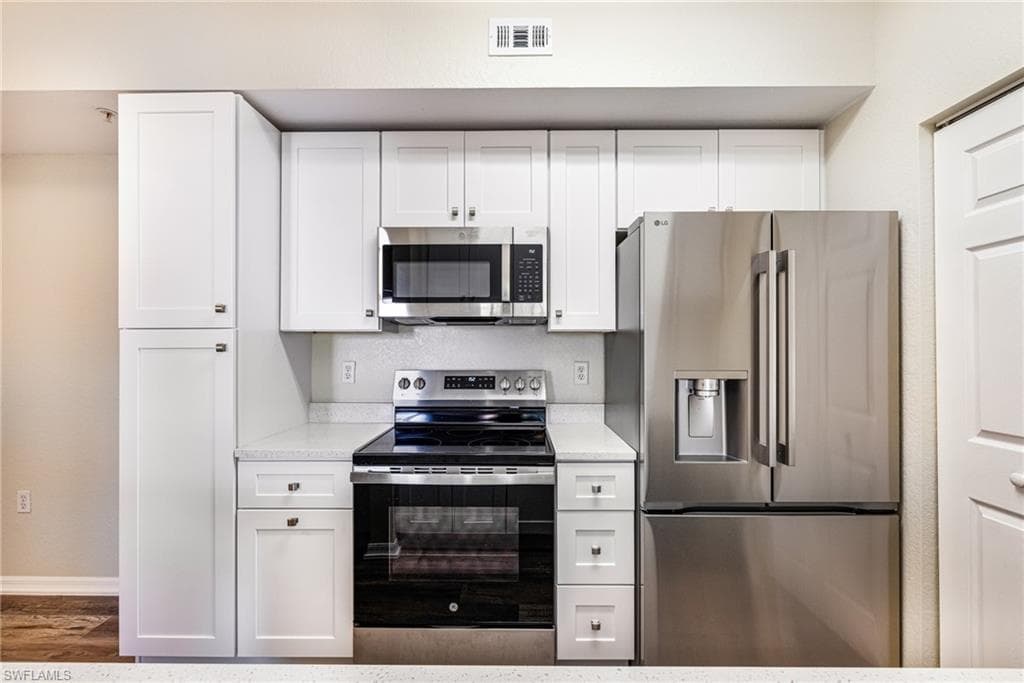 6321 Aragon WAY 305 FORT MYERS, FL 33966