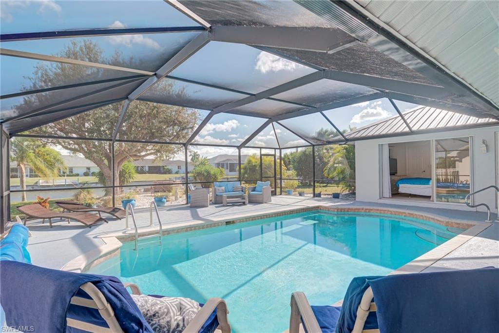 2121 SE 5th CT CAPE CORAL, FL 33990