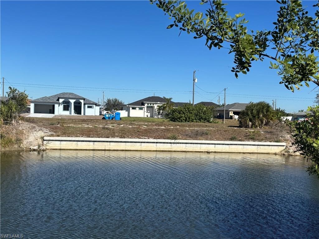 110 NW 6th ST CAPE CORAL, FL 33993
