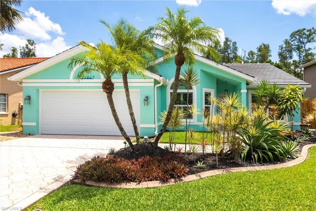 7762 Cameron CIR FORT MYERS, FL 33912