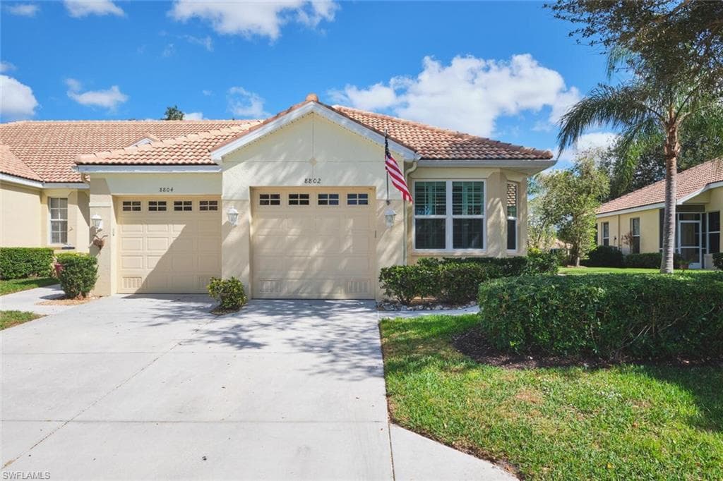 8802 Middlebrook DR FORT MYERS, FL 33908