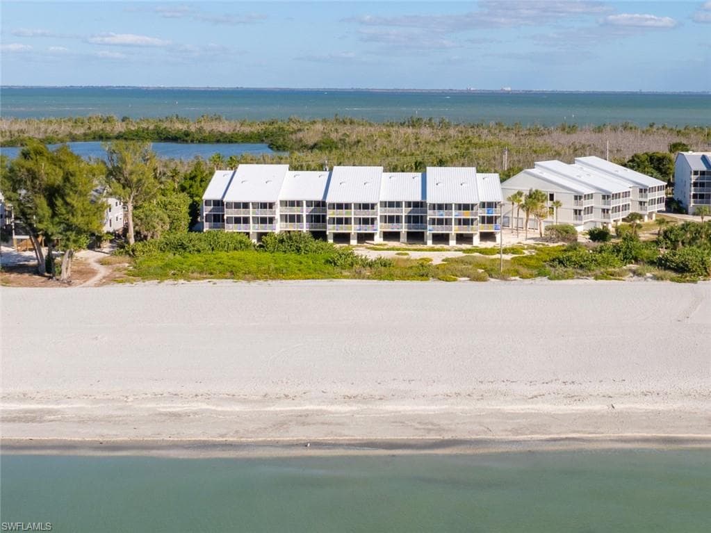 2004 Gulf Beach Villas CAPTIVA, FL 33924