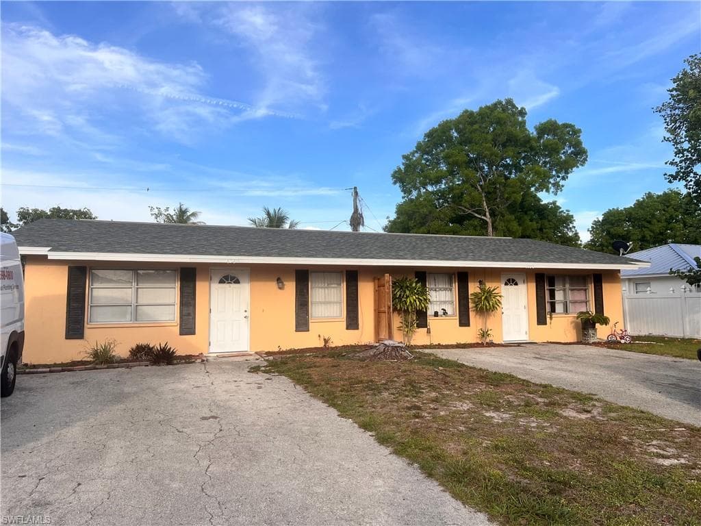 4538 Boabadilla ST NAPLES, FL 34103
