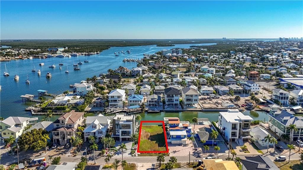 441 Palermo CIR FORT MYERS BEACH, FL 33931