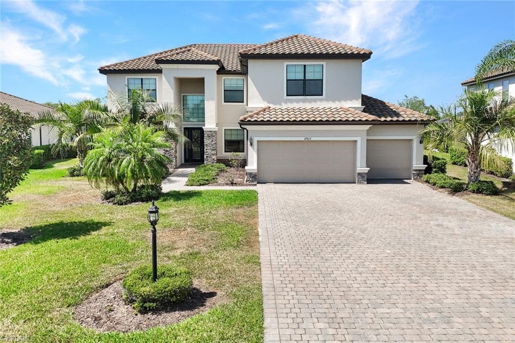 17422 Elkgrove LN ESTERO, FL 33928