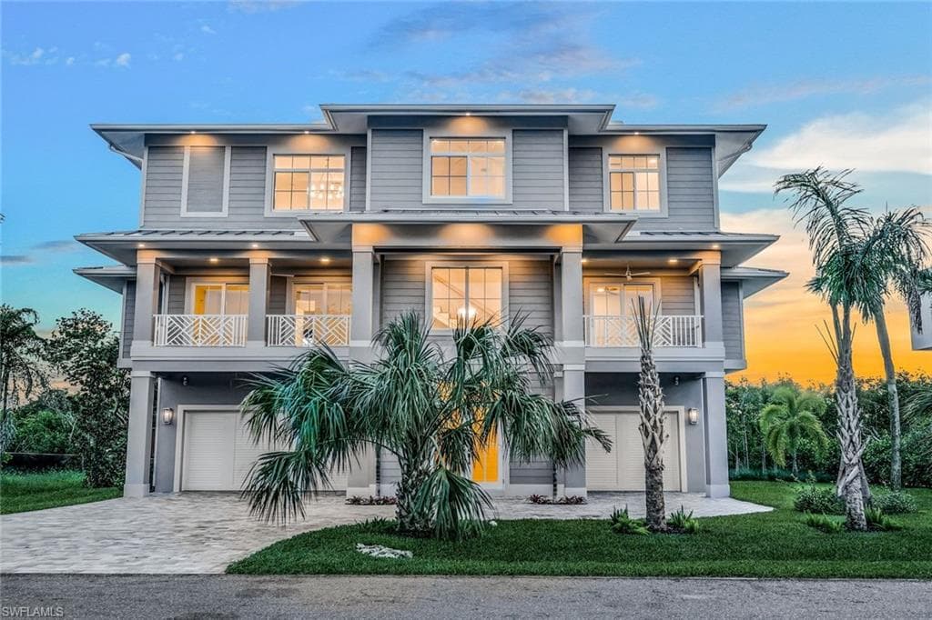 700 Waterside DR MARCO ISLAND, FL 34145
